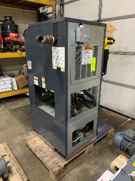 Zorn | Used Zeks Thermal Mass Cycling Refrigerated Air Dryer